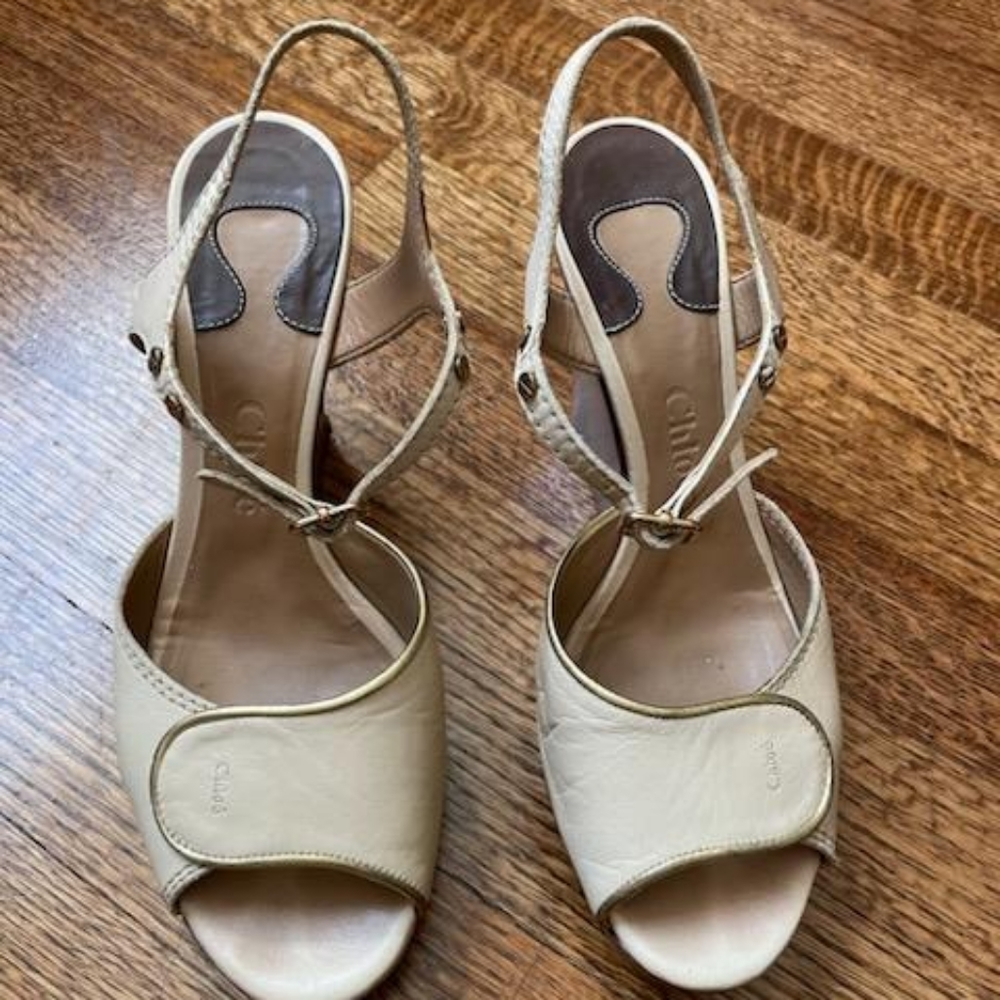 Chloe platform beige sandals